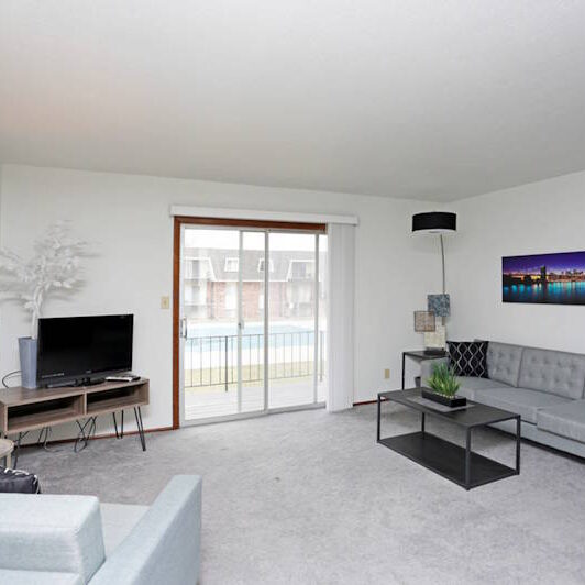 346 East Ridgeway, Waterloo, IA