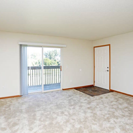 Lynnwood Estates Apartments, Marion, IA